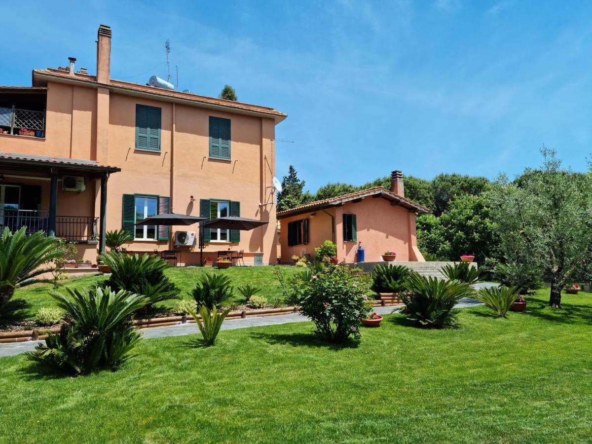 Il Casale Nel Parco Guesthouse Roma Exterior foto